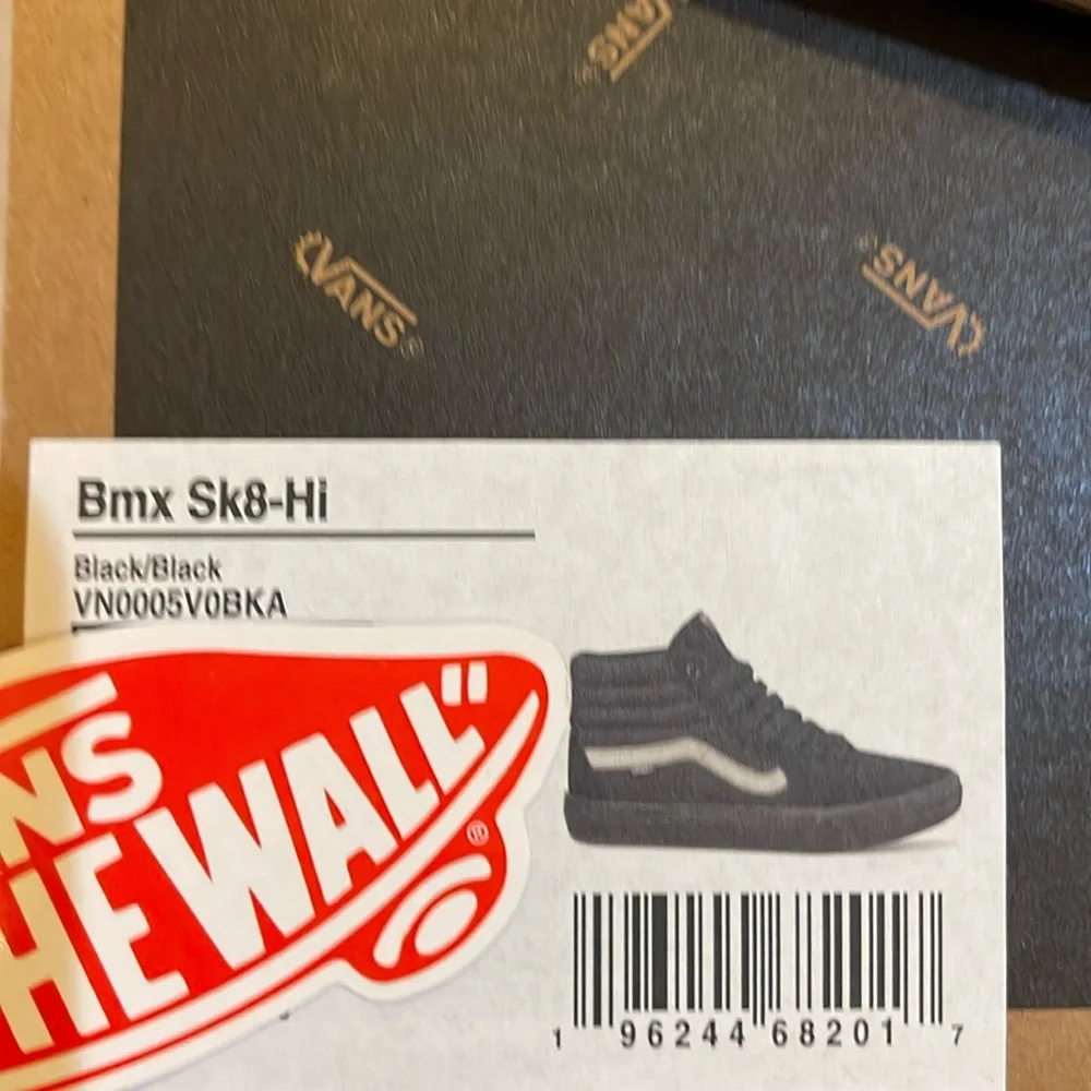 Vans WMNS Bmx Sk8-Hi
Black/Black
VN0005V0BKA
Sneakers - Picture 16 of 16